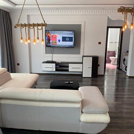 Luxury Apartment Satu Mare Exteriér fotografie